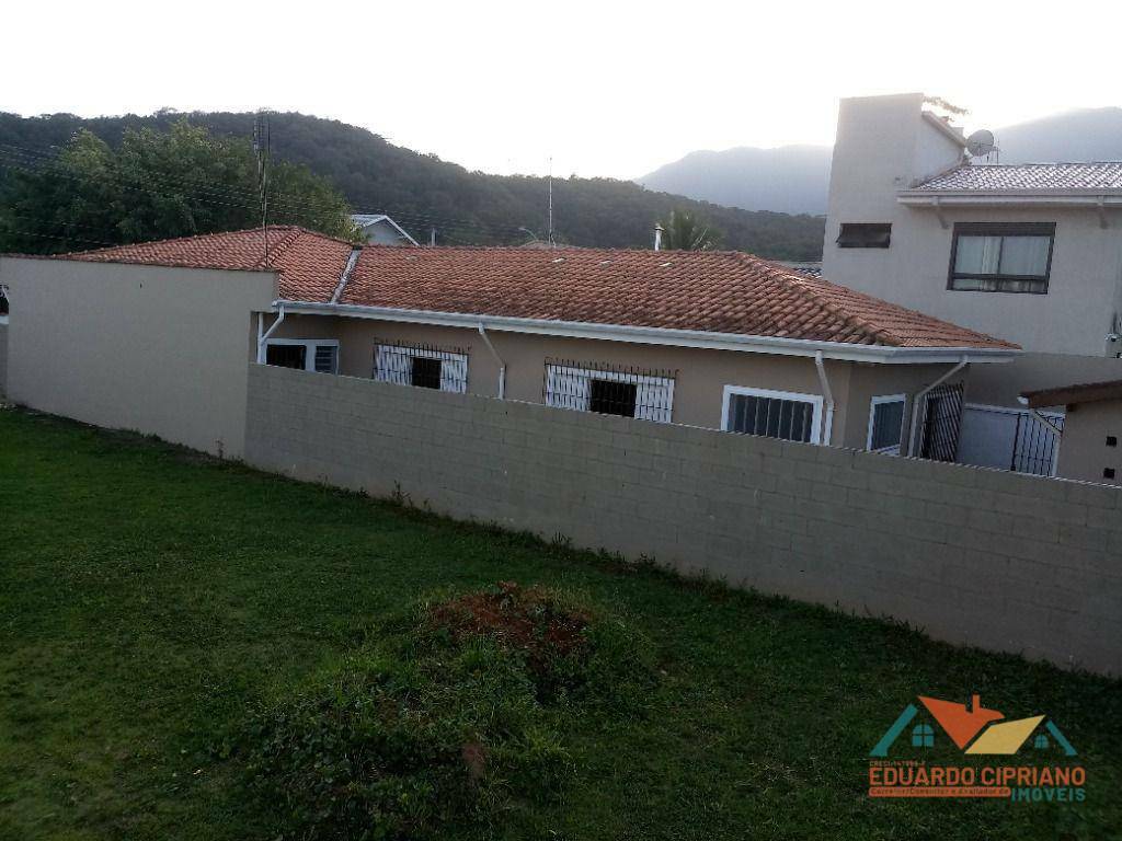 Casa à venda com 3 quartos, 152m² - Foto 22