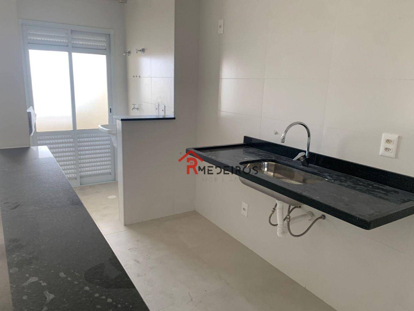 Apartamento à venda com 1 quarto, 57m² - Foto 8