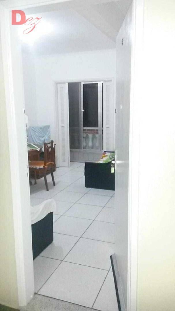 Apartamento à venda com 1 quarto, 50m² - Foto 4