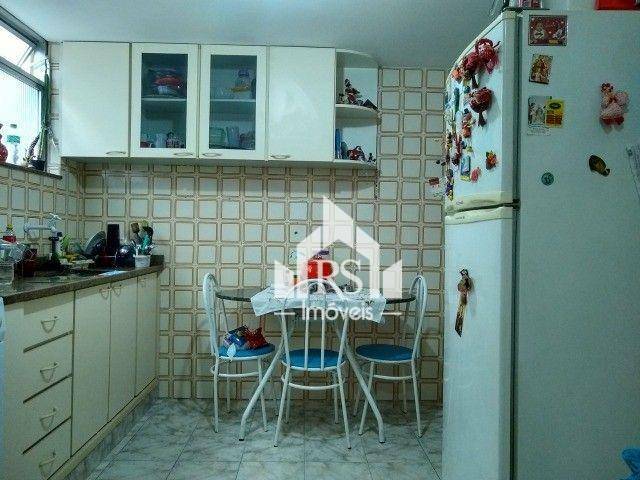 Apartamento à venda com 2 quartos, 60m² - Foto 2