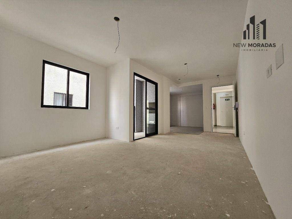 Apartamento à venda com 2 quartos, 67m² - Foto 1