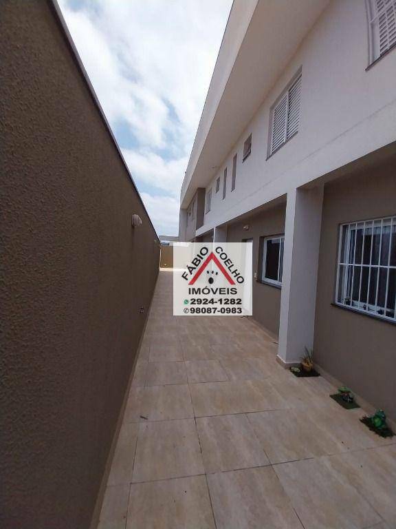 Casa de Condomínio à venda com 3 quartos, 87m² - Foto 1