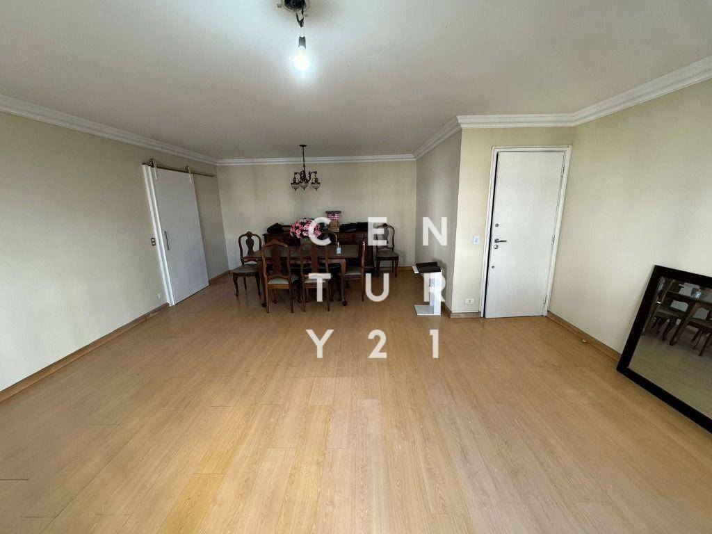 Apartamento à venda com 3 quartos, 160m² - Foto 3