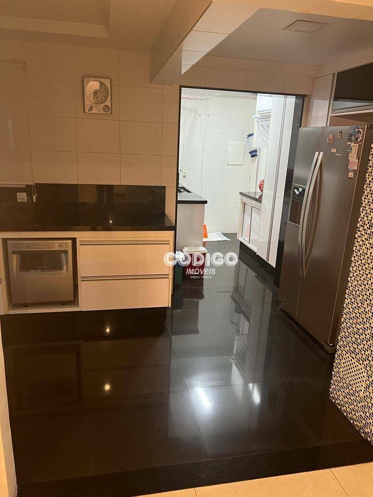 Apartamento à venda com 3 quartos, 134m² - Foto 5