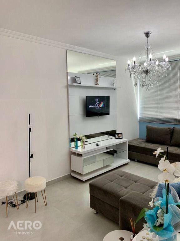 Apartamento à venda com 2 quartos, 74m² - Foto 25