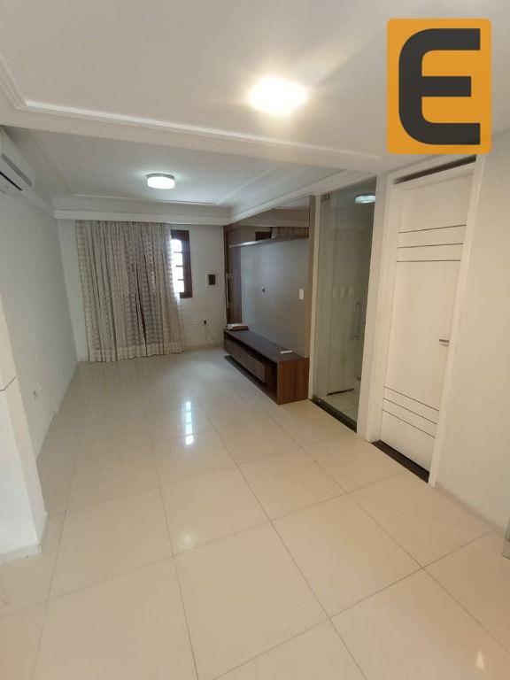 Casa de Condomínio para alugar com 3 quartos, 100m² - Foto 2