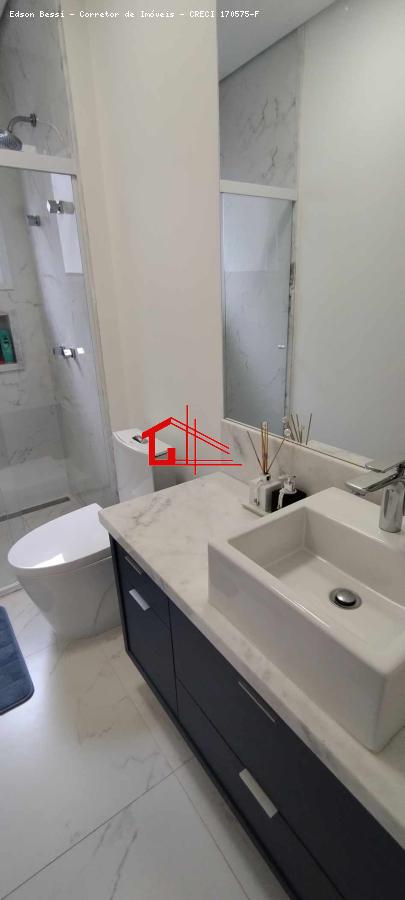 Casa de Condomínio à venda com 4 quartos, 271m² - Foto 18