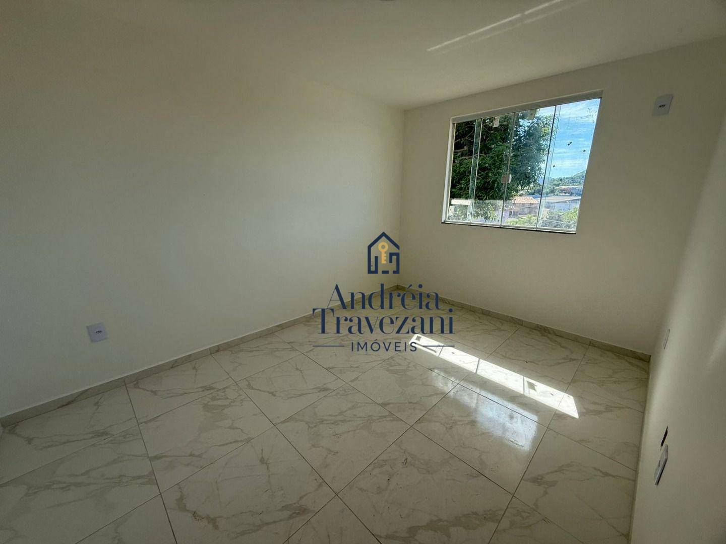 Casa à venda com 2 quartos, 70m² - Foto 16