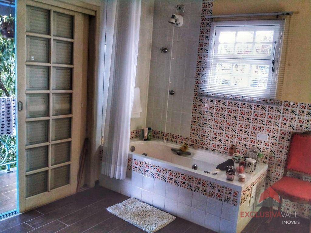 Casa de Condomínio à venda com 3 quartos, 131m² - Foto 24