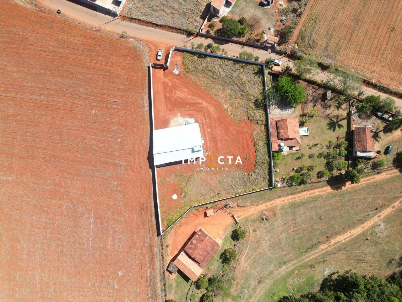 Chácara, 3 quartos, 3400 m² - Foto 1