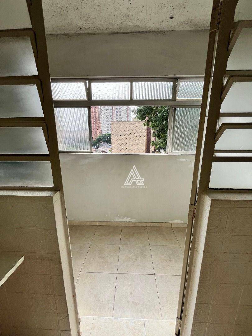 Apartamento à venda com 2 quartos, 70m² - Foto 23