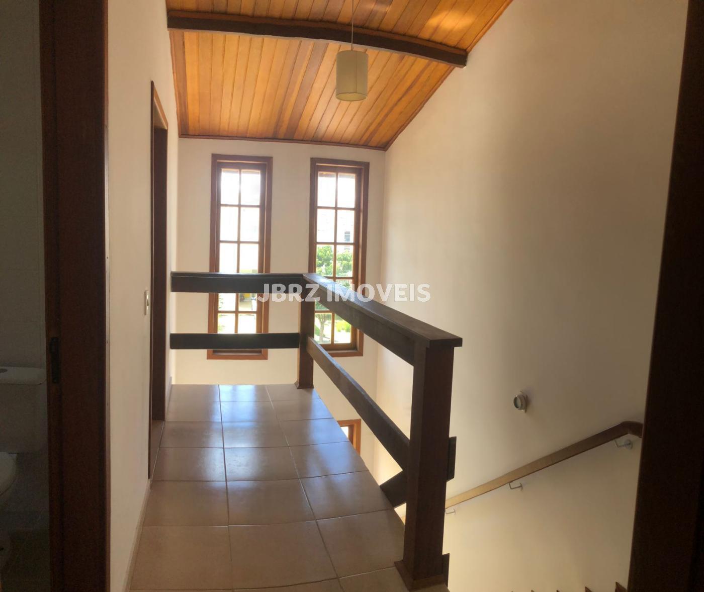 Casa à venda com 3 quartos, 125m² - Foto 2