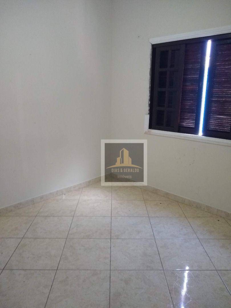 Sobrado para alugar com 2 quartos, 145m² - Foto 13