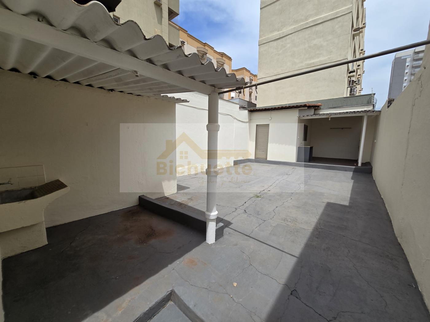 Casa à venda com 2 quartos, 264m² - Foto 18