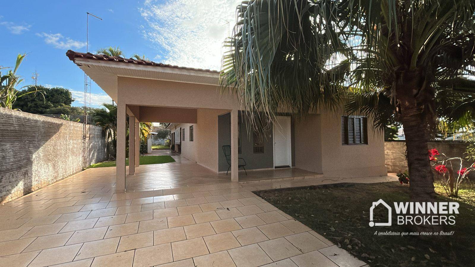 Casa, 3 quartos, 184 m² - Foto 1