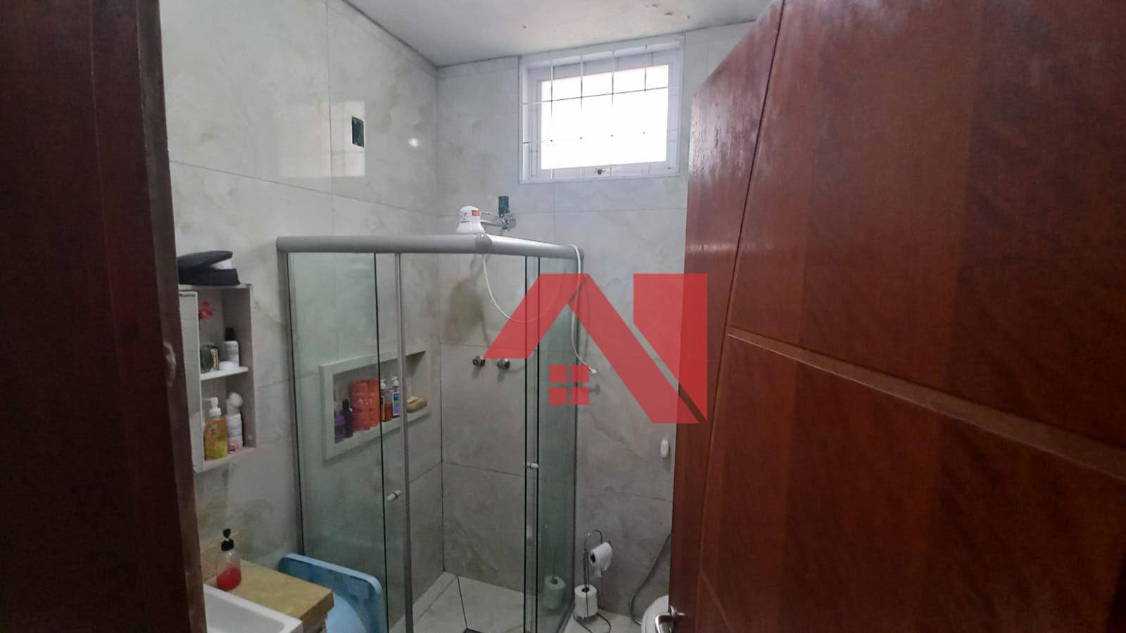 Casa à venda com 3 quartos, 250m² - Foto 9