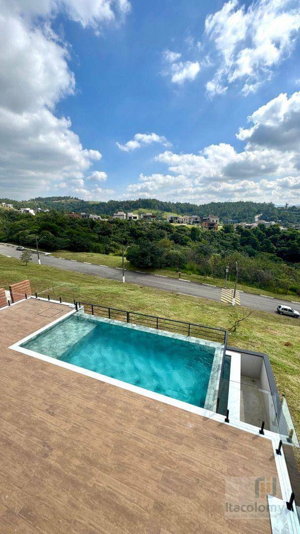 Casa de Condomínio à venda com 4 quartos, 300m² - Foto 8