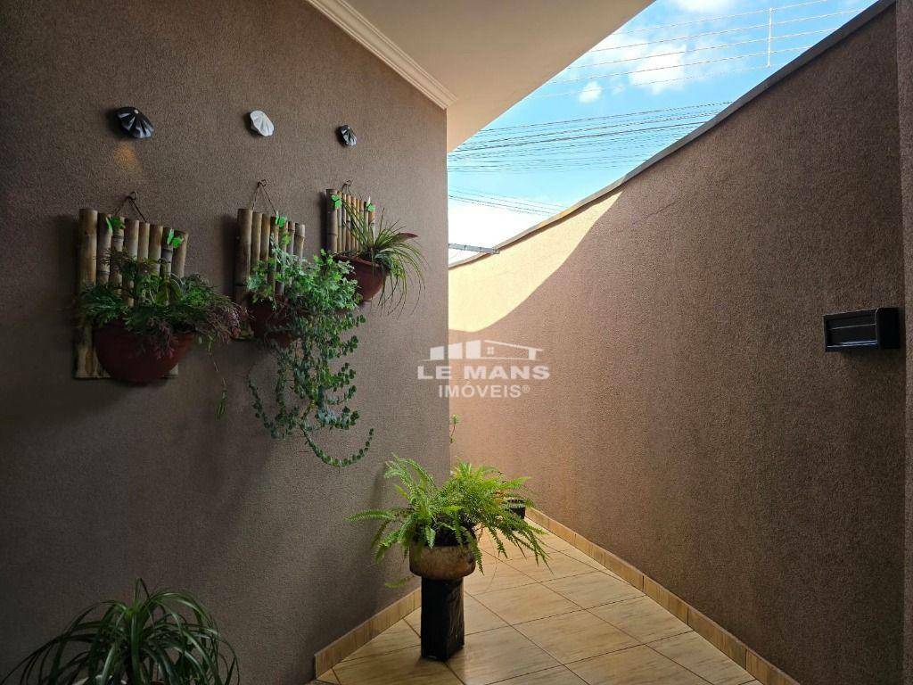 Casa, 3 quartos, 157 m² - Foto 3