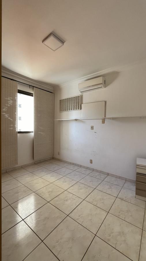 Apartamento à venda com 3 quartos, 143m² - Foto 5