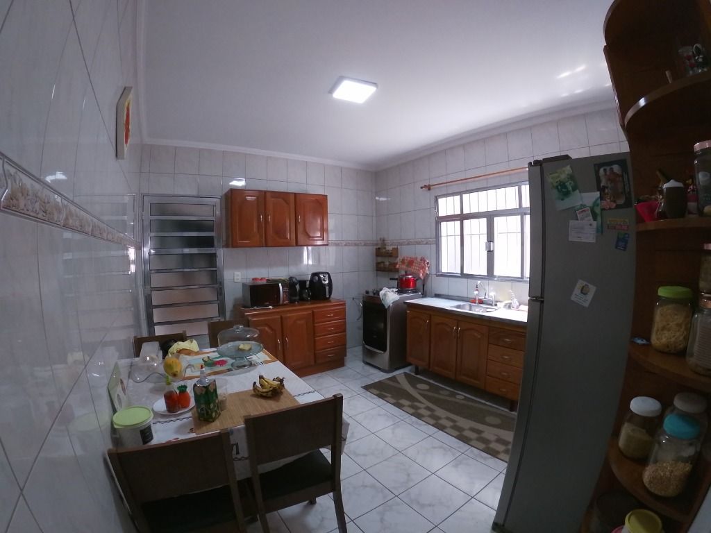 Sobrado à venda com 3 quartos, 250m² - Foto 8