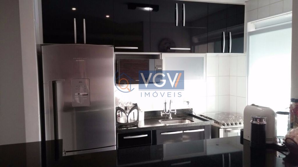 Apartamento à venda com 2 quartos, 72m² - Foto 3