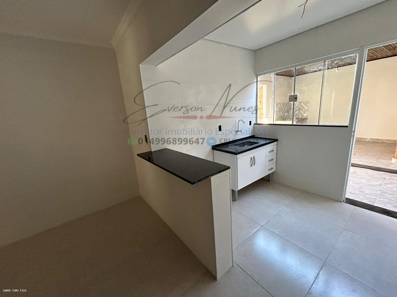 Casa à venda com 4 quartos, 210m² - Foto 14