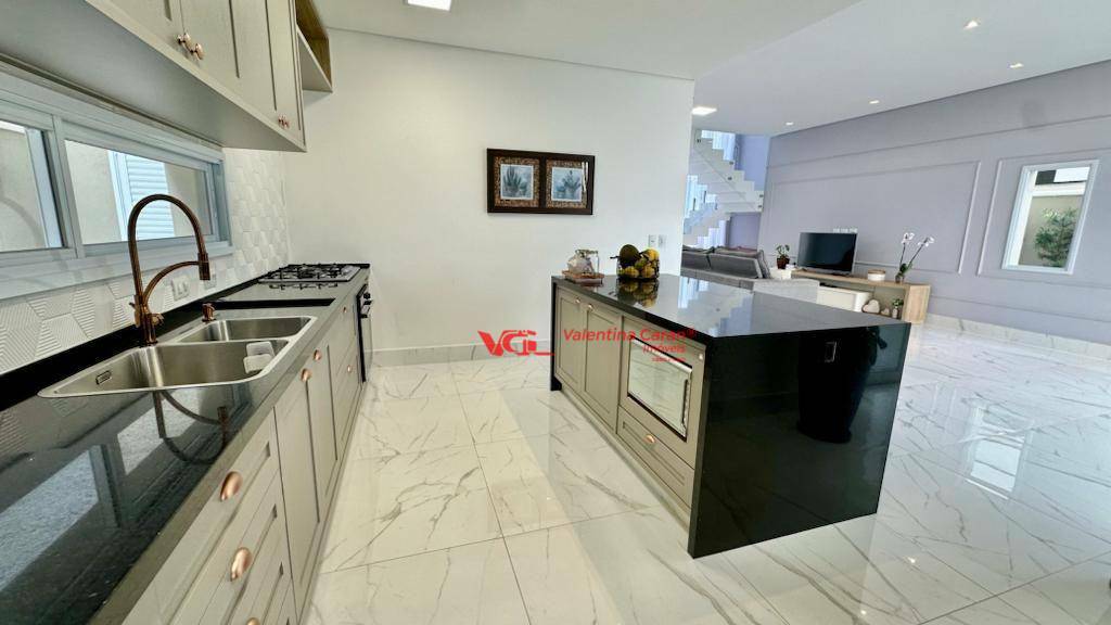 Sobrado à venda com 4 quartos, 271m² - Foto 6