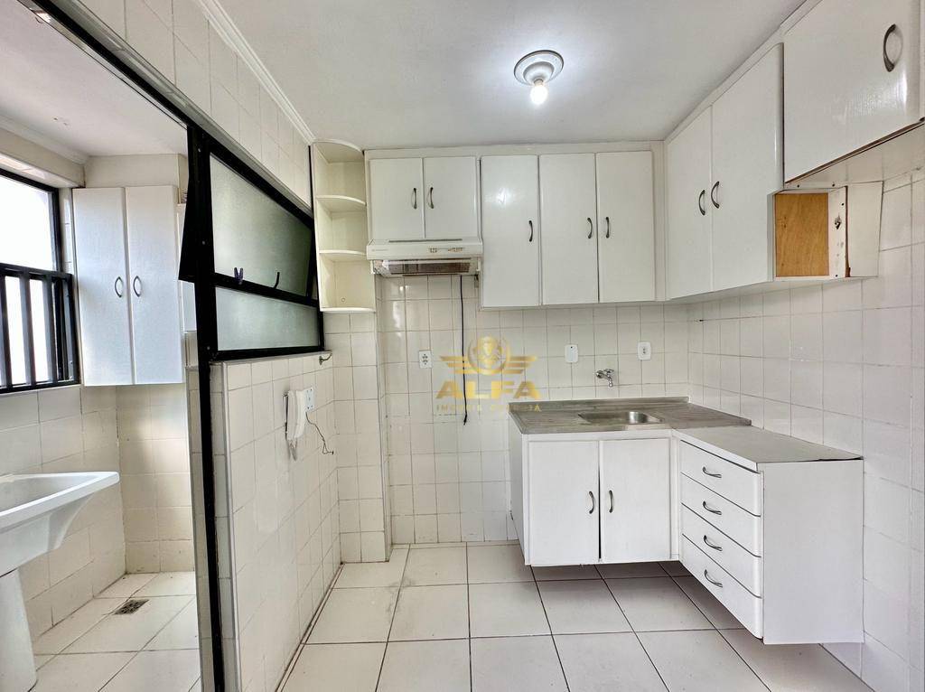 Apartamento à venda com 2 quartos, 65m² - Foto 12