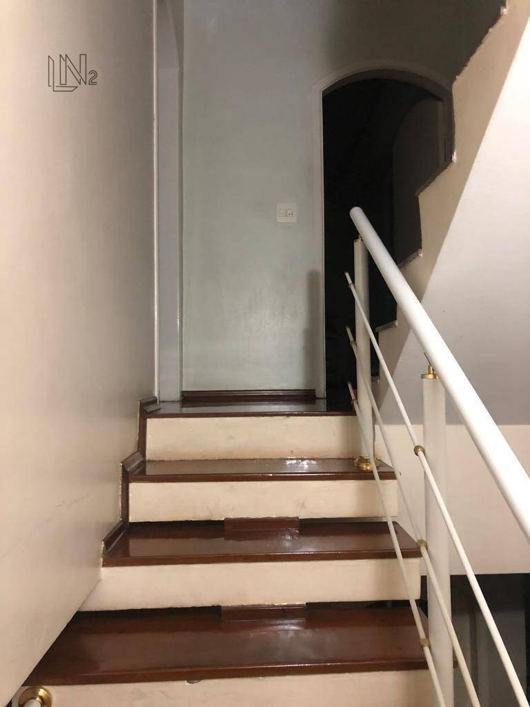 Sobrado à venda com 4 quartos, 272m² - Foto 10