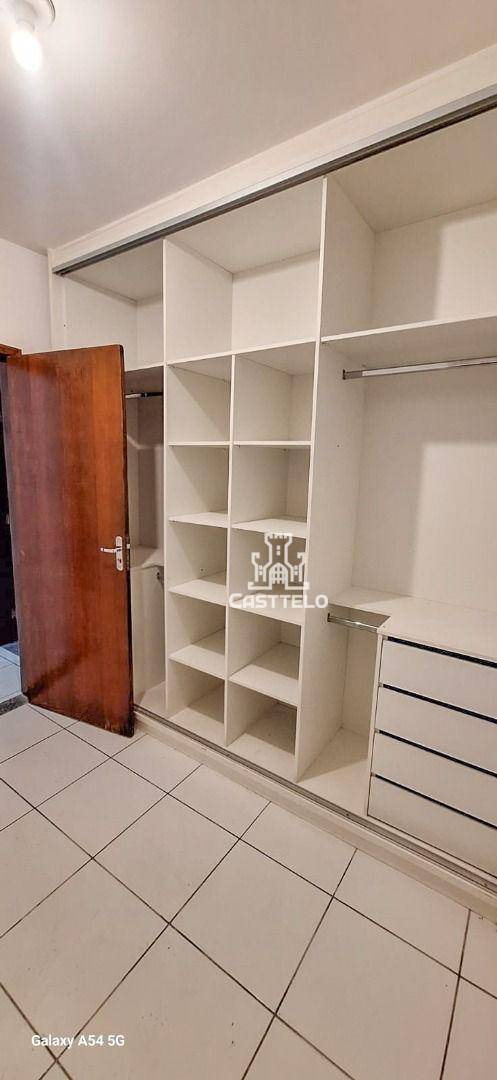 Casa à venda com 3 quartos, 69m² - Foto 13