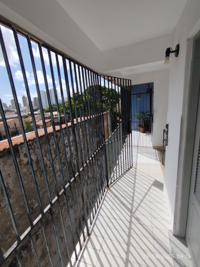 Apartamento para alugar com 2 quartos, 75m² - Foto 6