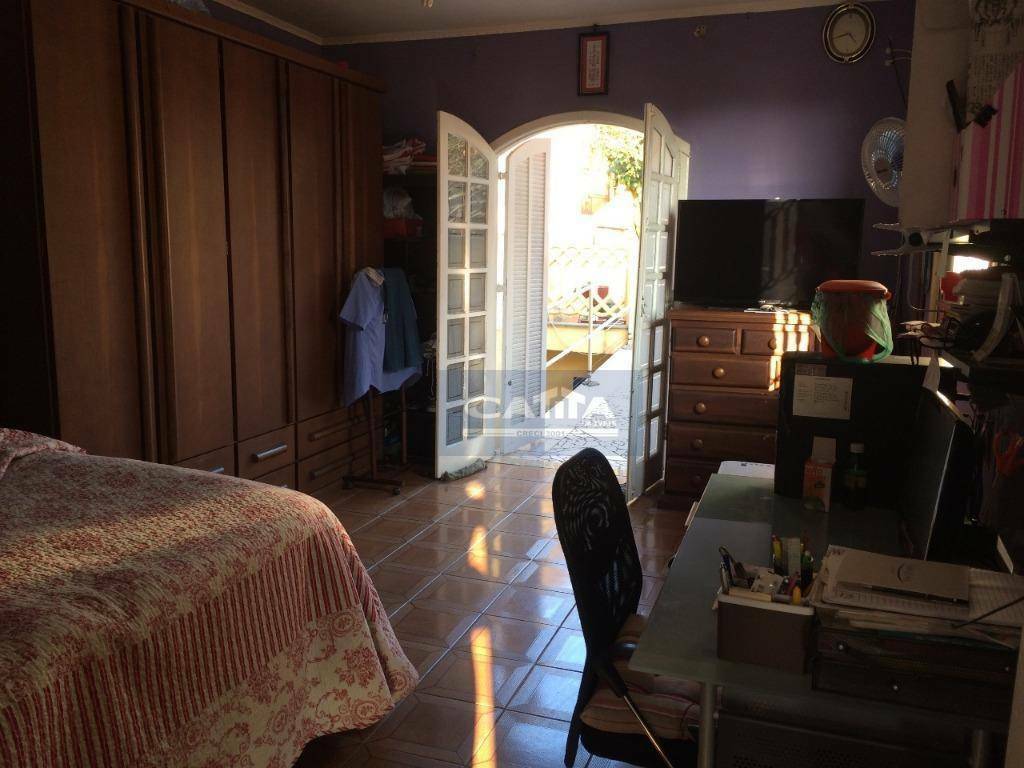 Sobrado à venda com 3 quartos, 232m² - Foto 26