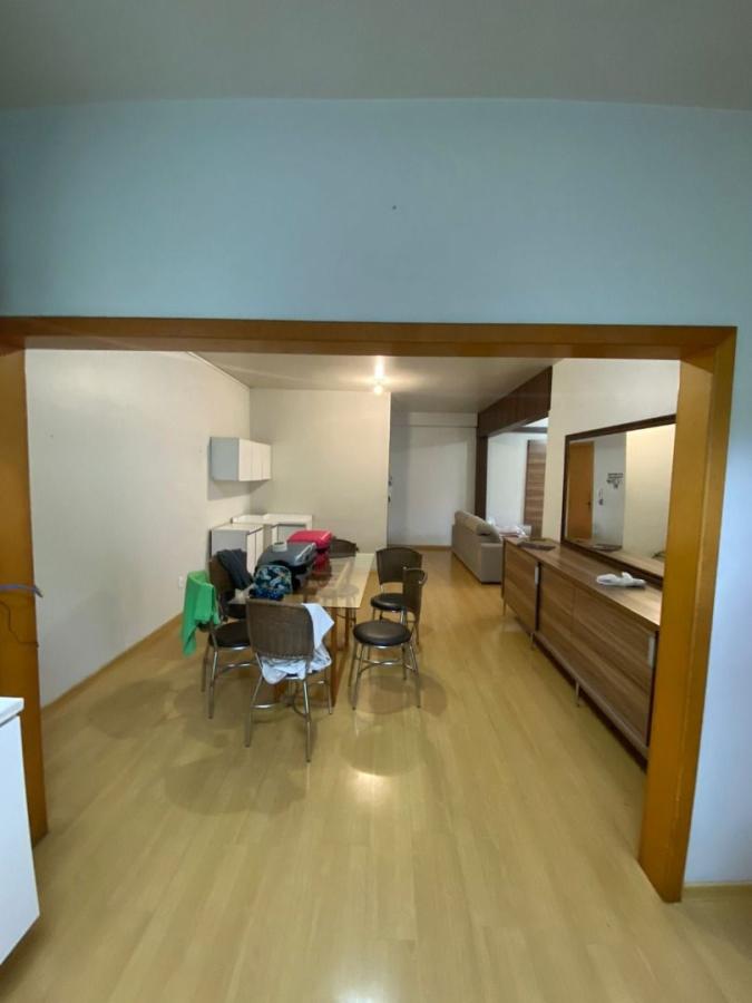 Apartamento à venda com 3 quartos, 239m² - Foto 4