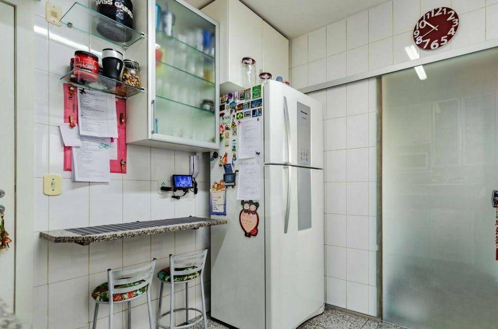 Apartamento à venda com 4 quartos, 134m² - Foto 10