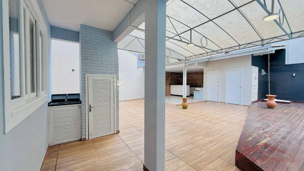 Casa, 4 quartos, 162 m² - Foto 4