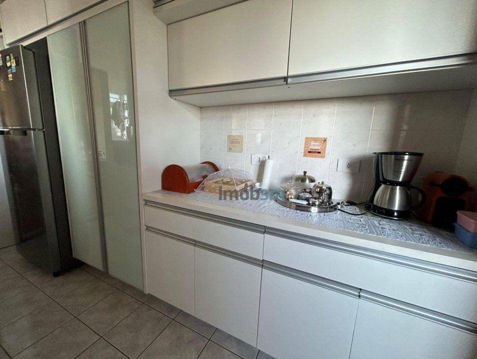 Apartamento à venda com 3 quartos, 138m² - Foto 10