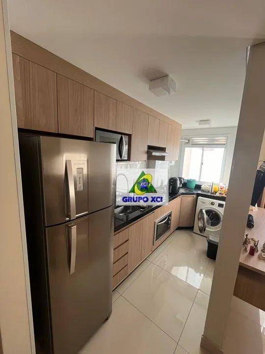 Apartamento à venda com 2 quartos, 43m² - Foto 12