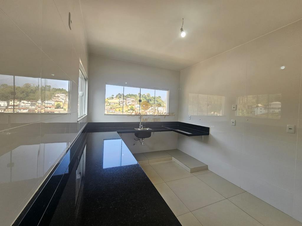 Casa à venda com 3 quartos, 380m² - Foto 11