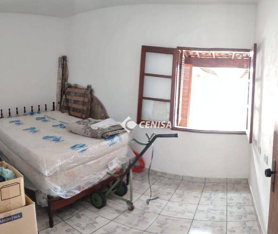 Casa à venda com 3 quartos, 178m² - Foto 14