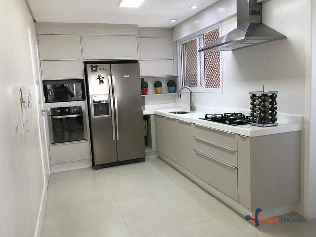 Apartamento à venda com 3 quartos, 122m² - Foto 1