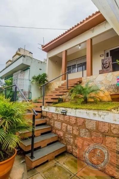 Casa à venda com 3 quartos, 208m² - Foto 3