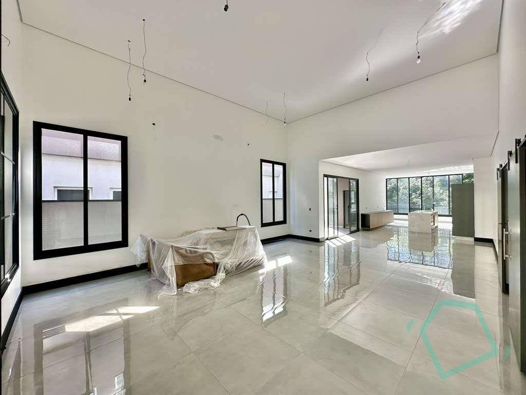 Casa de Condomínio à venda com 5 quartos, 411m² - Foto 9