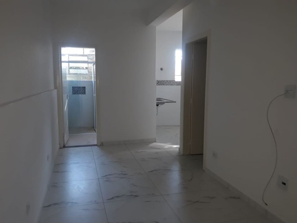 Apartamento para alugar com 2 quartos, 40m² - Foto 4