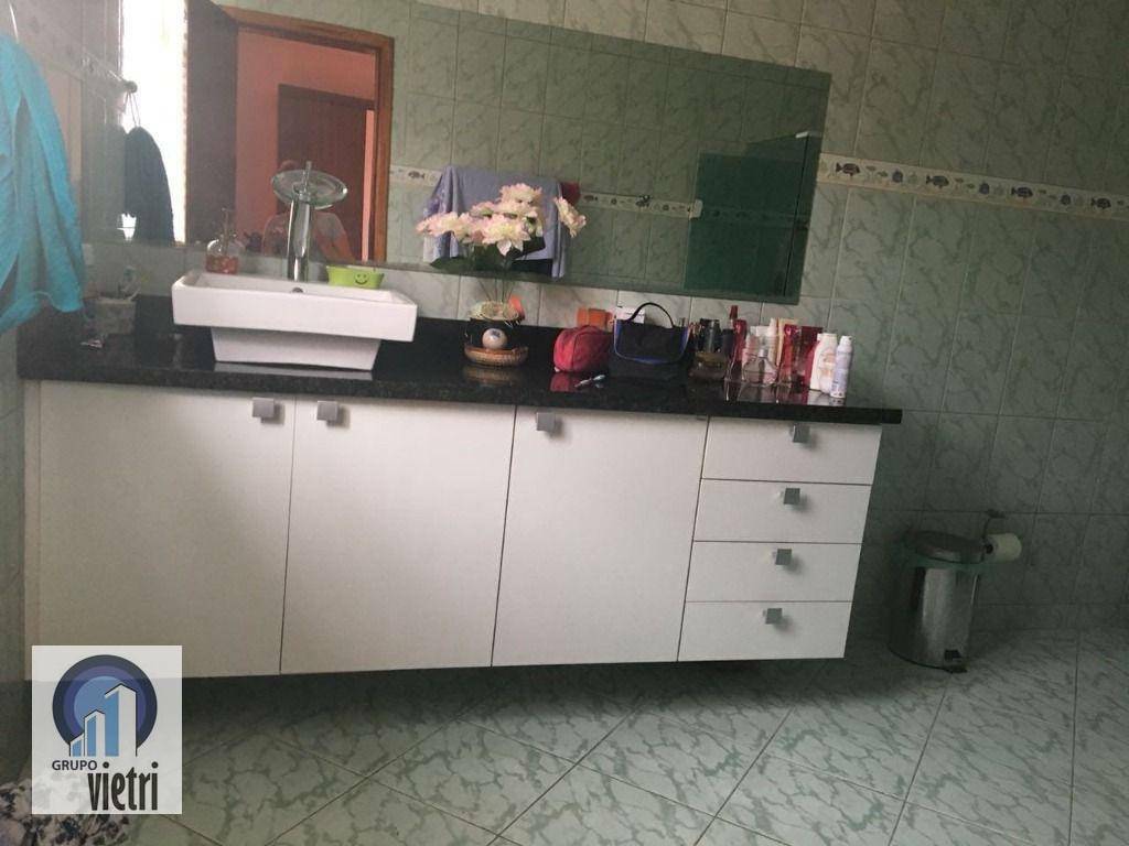 Sobrado à venda com 5 quartos, 300m² - Foto 13