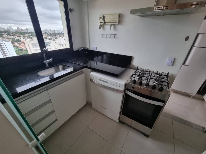 Apartamento à venda com 3 quartos, 145m² - Foto 15