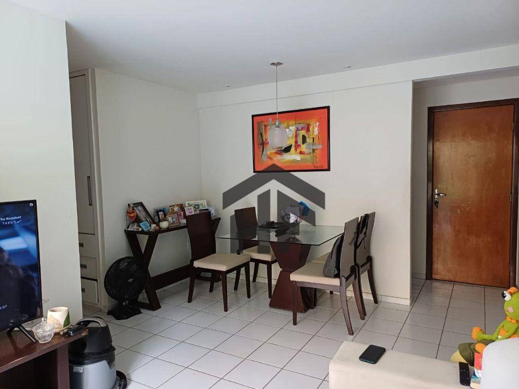 Apartamento à venda com 3 quartos, 81m² - Foto 3