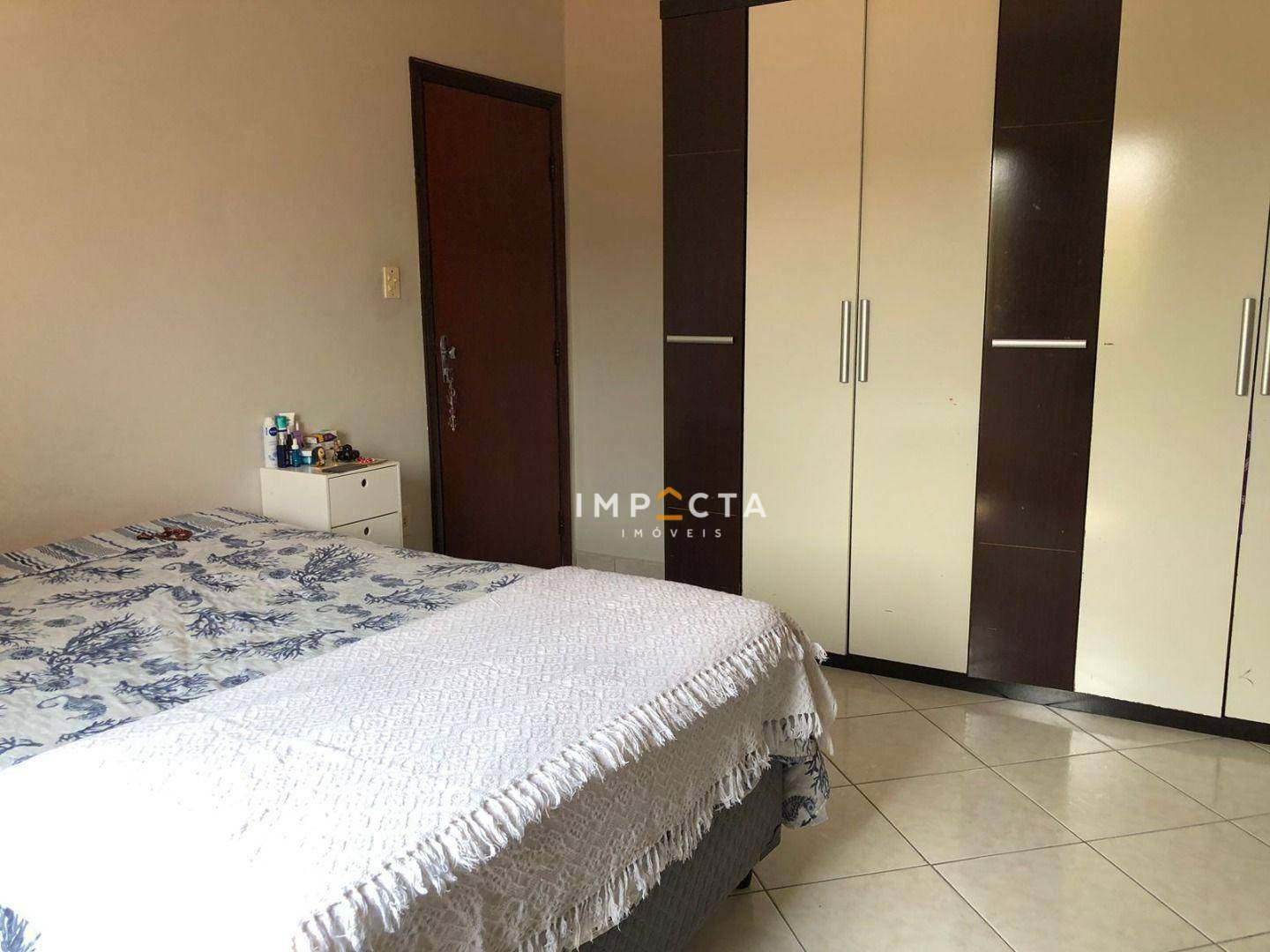 Casa à venda com 4 quartos, 320m² - Foto 33