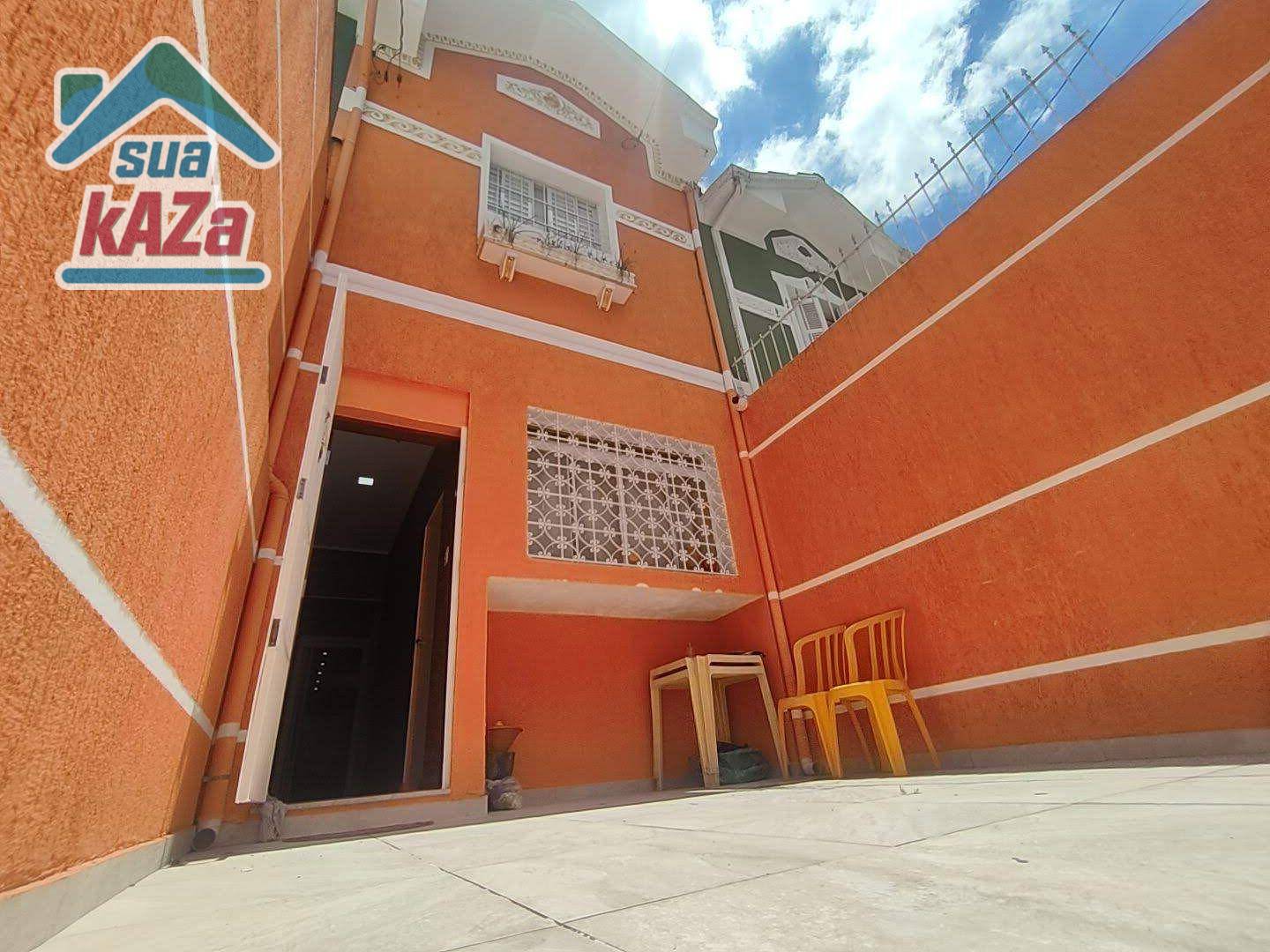 Sobrado à venda com 3 quartos, 140m² - Foto 1