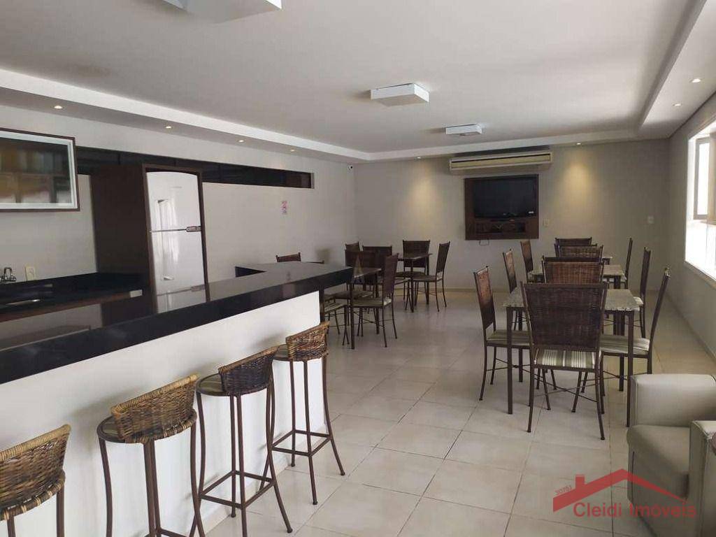 Apartamento à venda com 4 quartos, 191m² - Foto 7