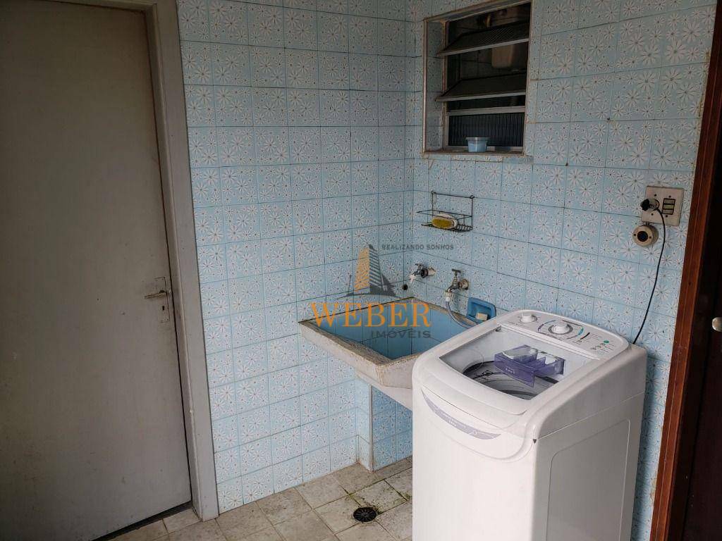 Casa à venda com 4 quartos, 140m² - Foto 12